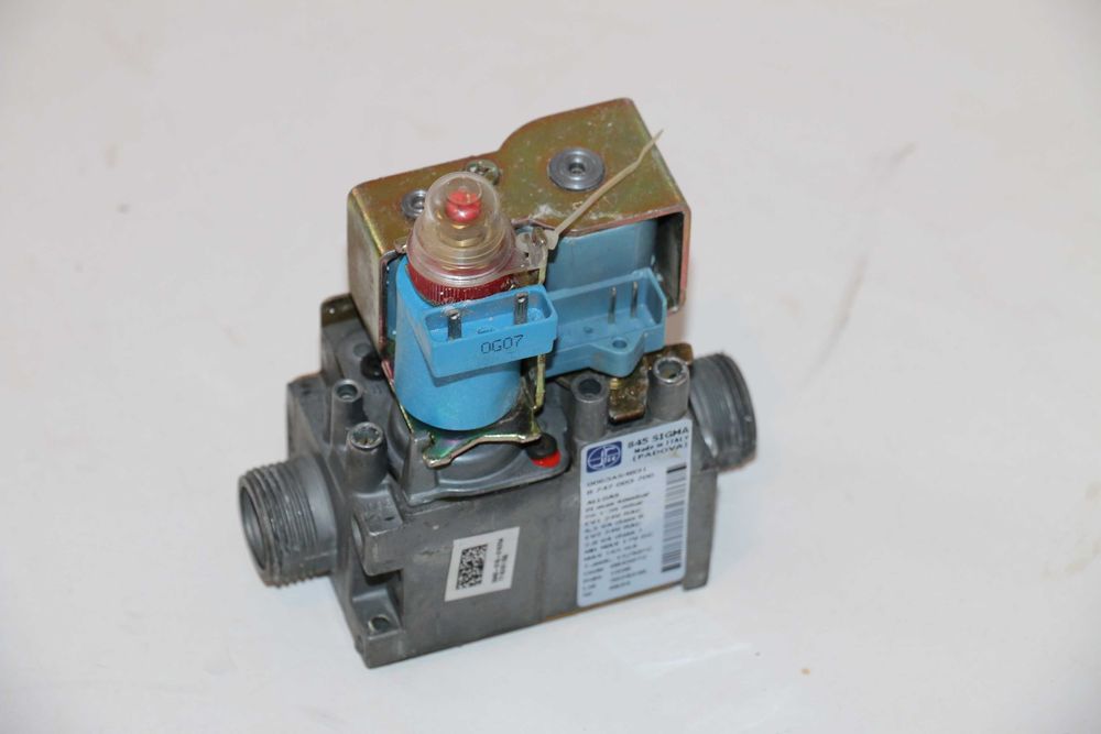 Vana gaz Sigma 845 centrala termica Bosch GAZ 5000 WT ZWSE28-5/2MFA 23