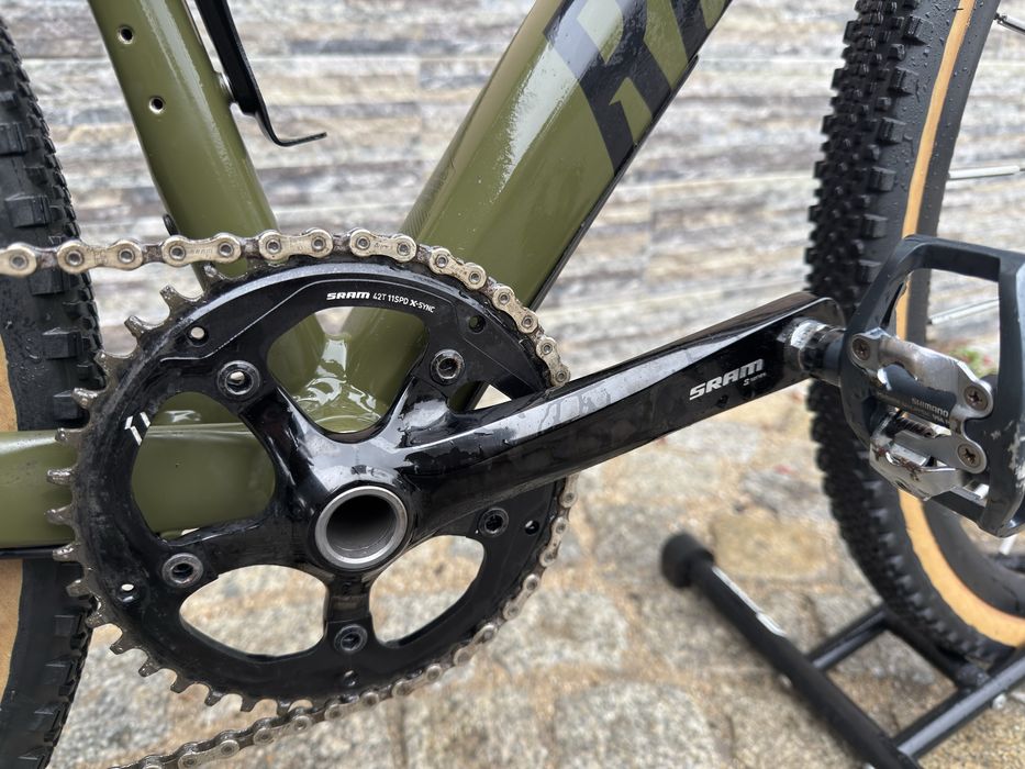 Gravel Rose Backroad SRAM Apex размер: 28/47см