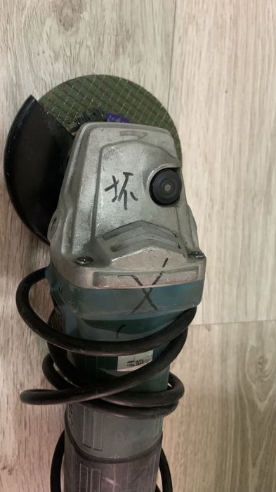 Болгарка неисправная