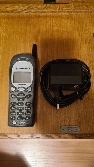 Samsung S8, J6+, Gio, SonyEricsson, Motorola  , cutii telefoane,  foli