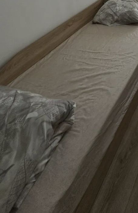 Стаи и легла за групи работници на 20 минути от центъра на София