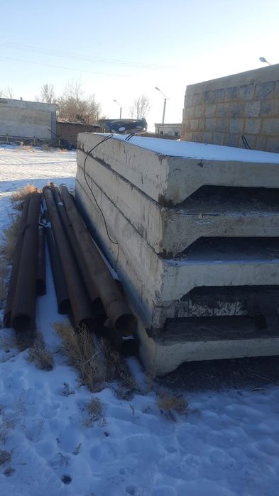 Продаются ригиля, длина 9м, высота 90см, толщина 23см, 6шт по 100 000.