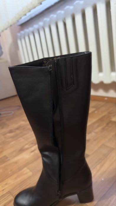 Сапоги женские новые