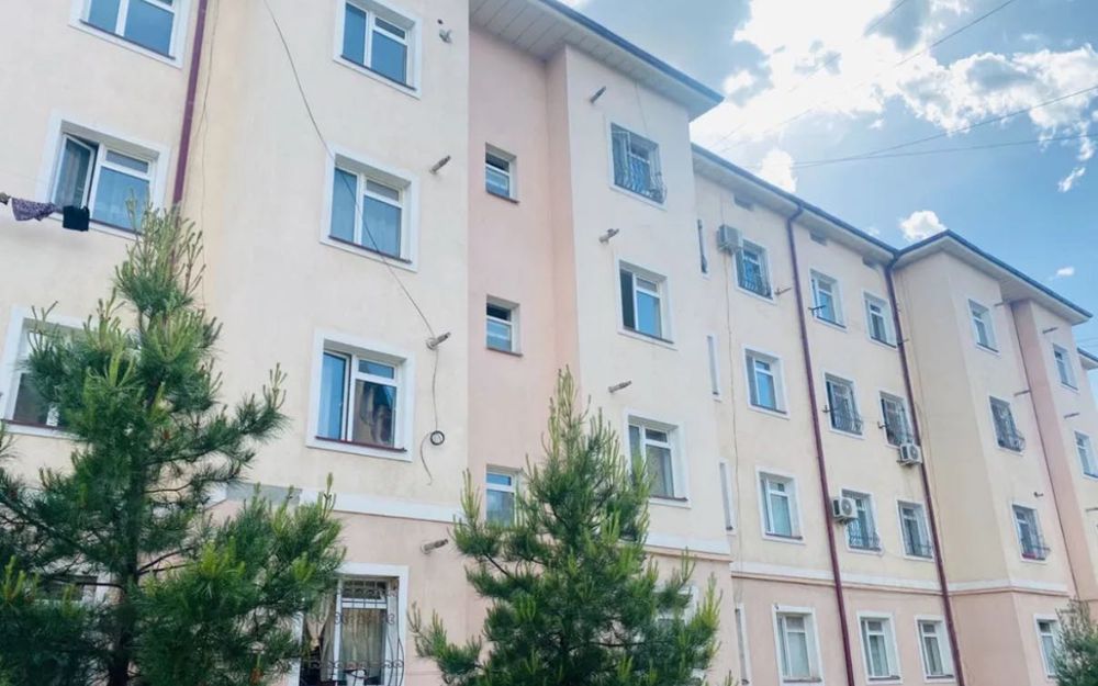 Сдаётся квартира. Адрес 8 март, ориентир ресторан Темуршох.