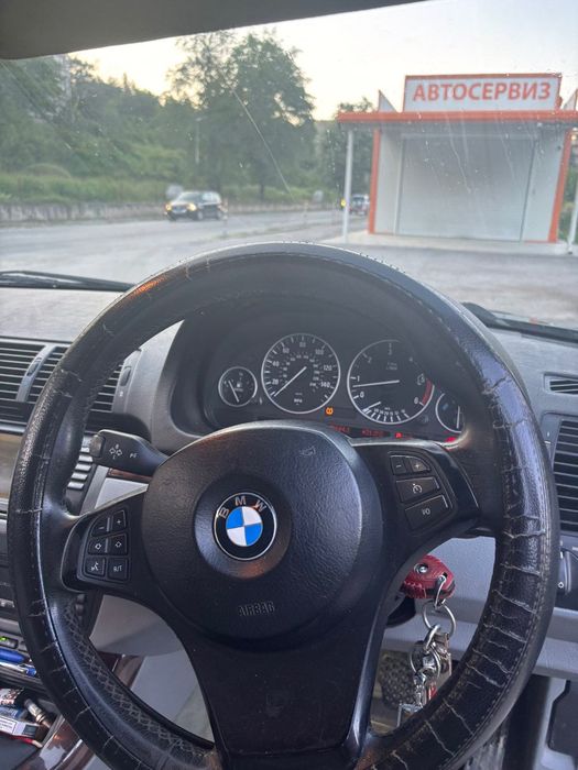 Автомобил bmw x5