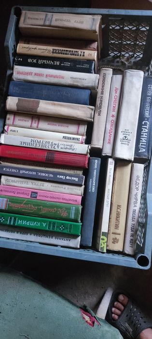 Книги в хорошем и среднем состоянии