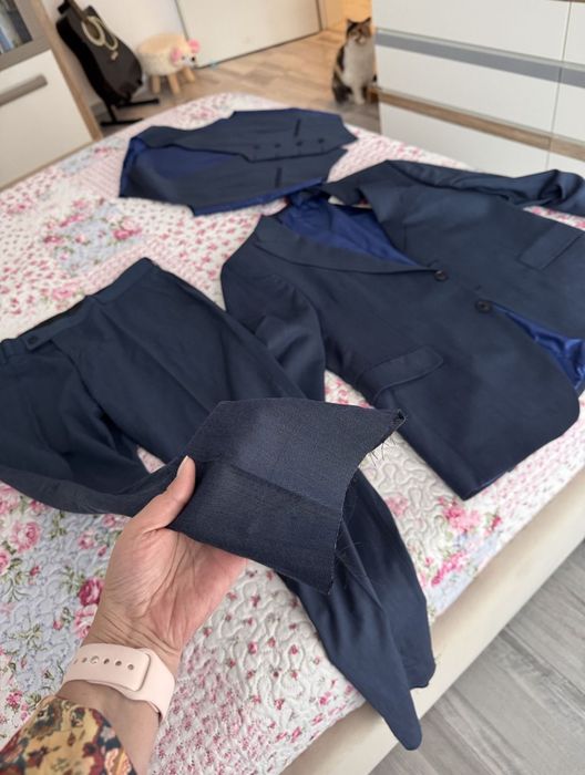 Costum barbatesc ca nou