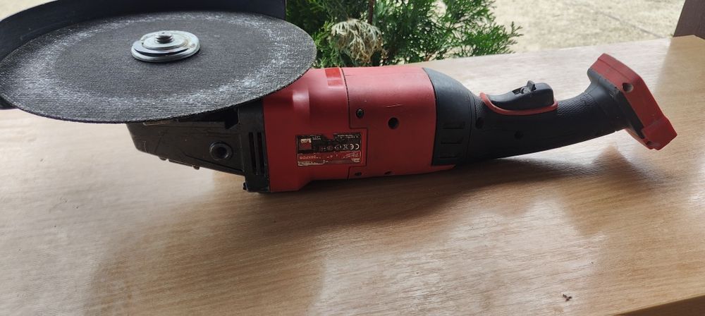 Milwaukee flex polizor unghiular 230