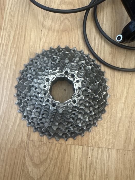 Pinion 10 v frană hidraolica