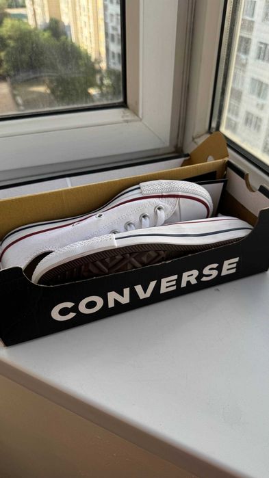 Converse Chuck Taylor All Star белые 37 размер