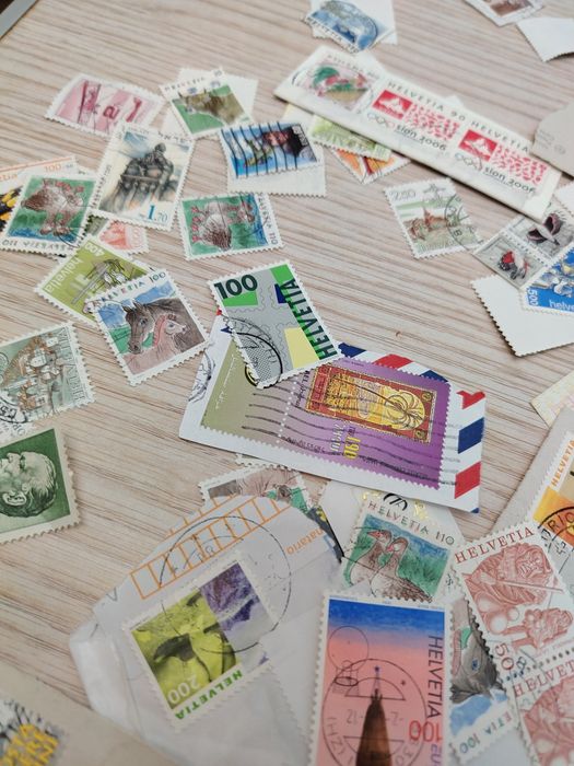 Lot masiv de timbre postale