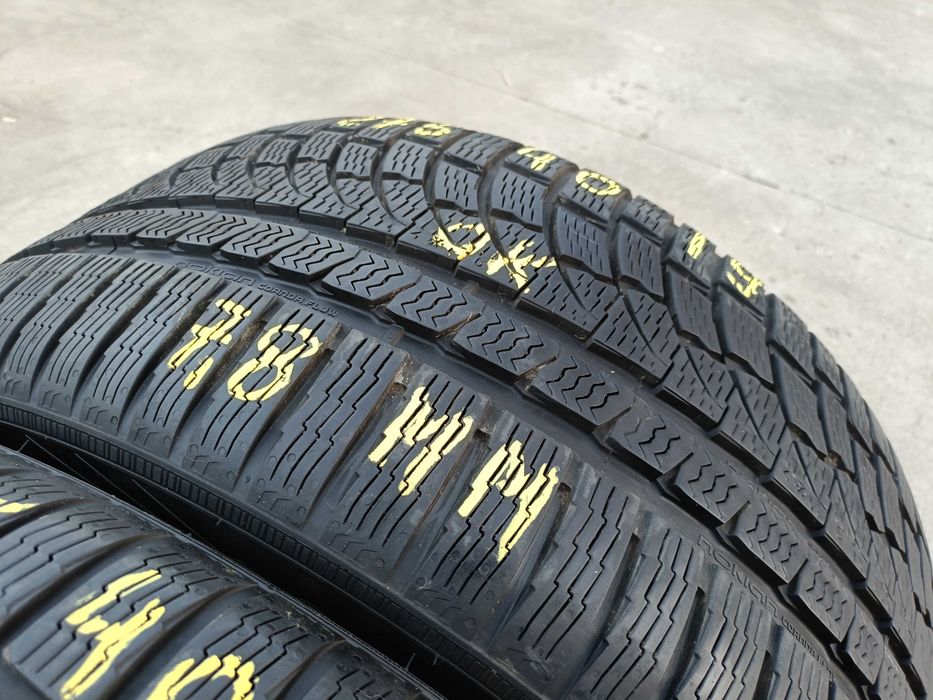 Doua anvelope iarna 275 40 19 nokian WRa4 profil de 7,8 mm