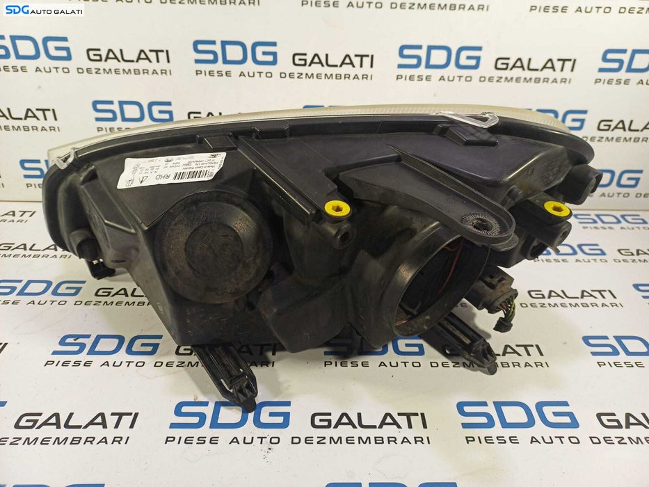 Far Dreapta FARA Xenon Ford C-Max 2007 - 2010 Cod 7M51-13W029-BC [L1522]