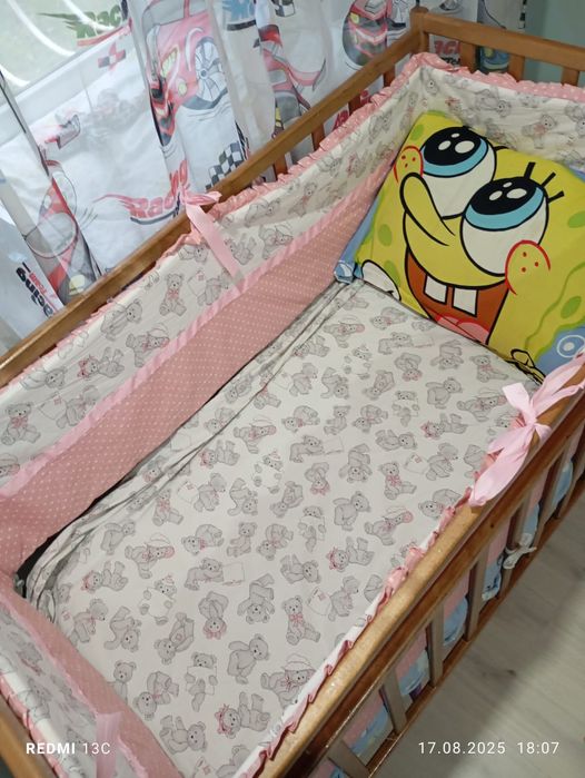 Детская кроватка