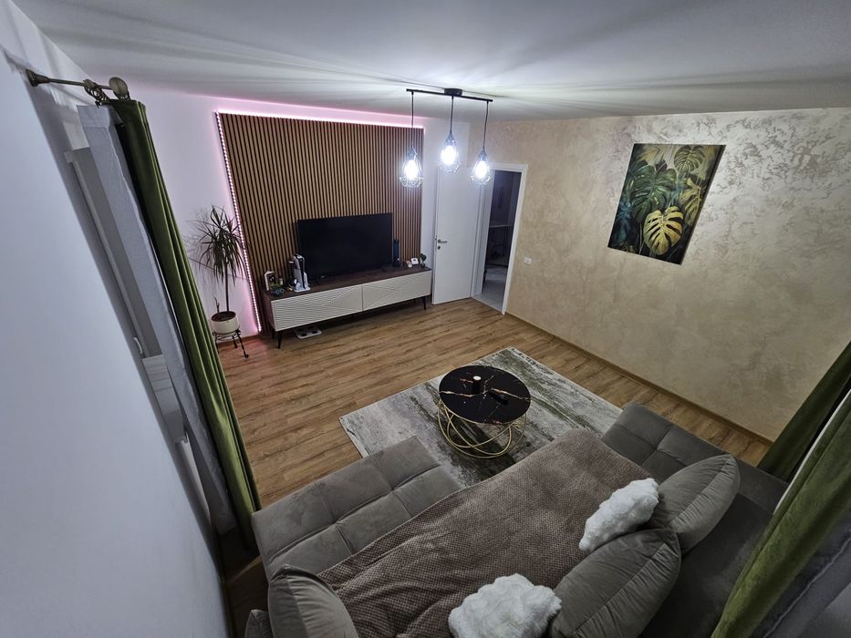 Vând Apartament Subcetate Sânpetru - complet mobilat si utilat