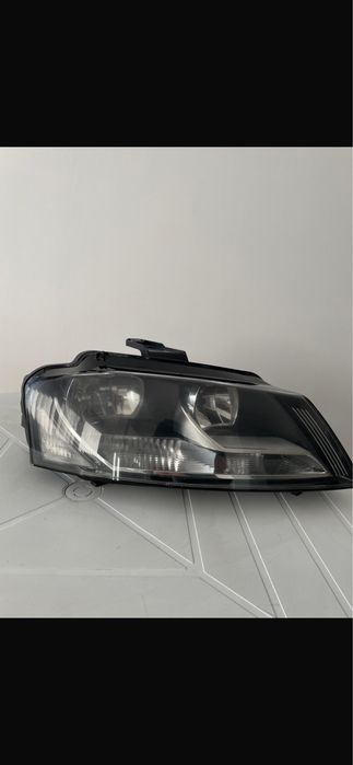 Vand faruri Audi A3 8P