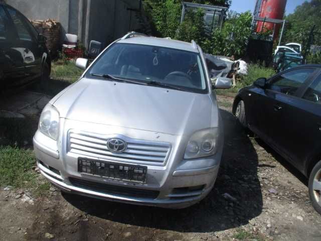 Piese dezmembrez TOYOTA AVENSIS T25 break caravan combi motor 2,0 diesel an 2006