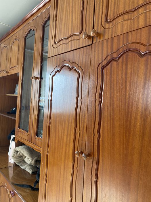 Продаётся шкаф или сервант
