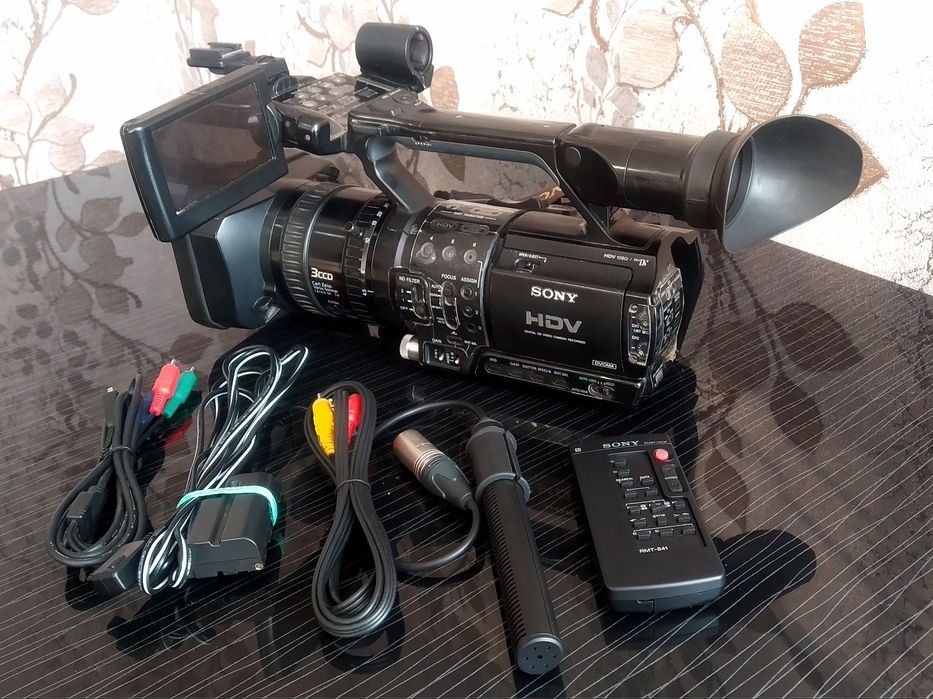 SONY Z1E Профессиональная видеокамера