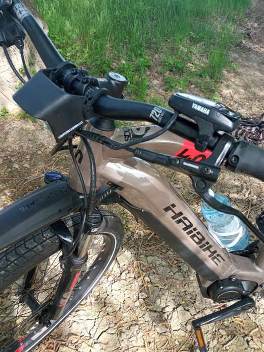 Vând Bicicletă electrică HAIBIKE Sduro Trekking 4.0