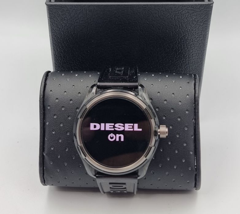 Amanet F28: Ceas Diesel Smart Fadelite DZT2018