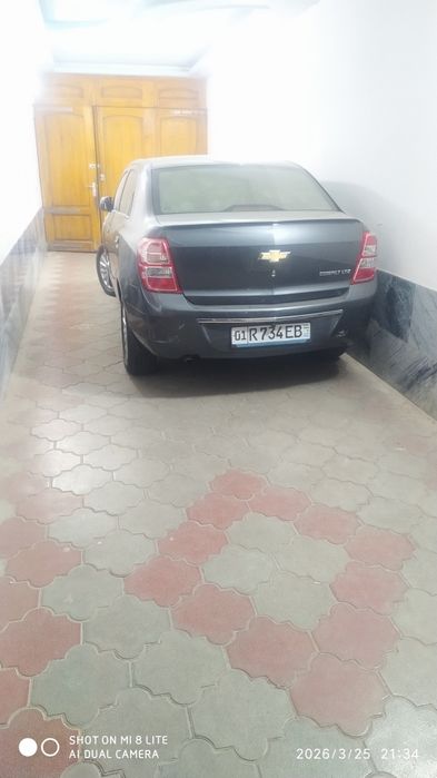 Сотилади коблт 2018йил пробек 90000км биринчи кул