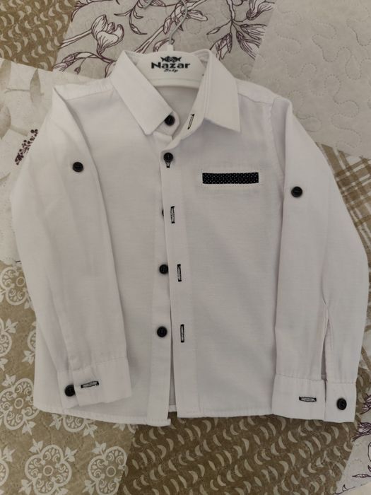 Продам белую рубашку 86