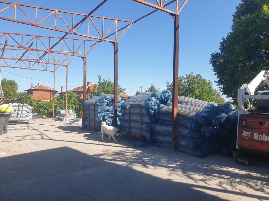 Машина за плетене на оградна мрежа