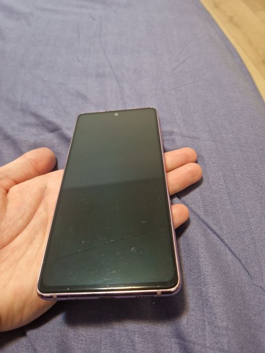 Samsung S20 FE in stare buna, ecran putin crapat