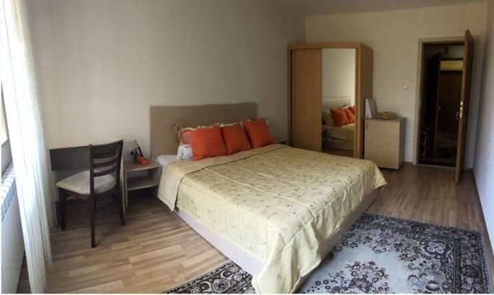 Дава се под наем Двустаен апартамент в Пловдив, Център - 65 кв.м за 383 € - Снимка #3