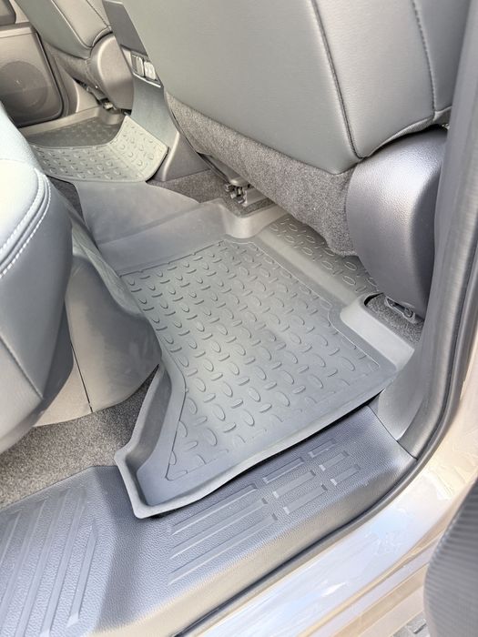 Резиновые коврики (полики) Toyota Land Cruiser Prado 250 / Lexus GX550