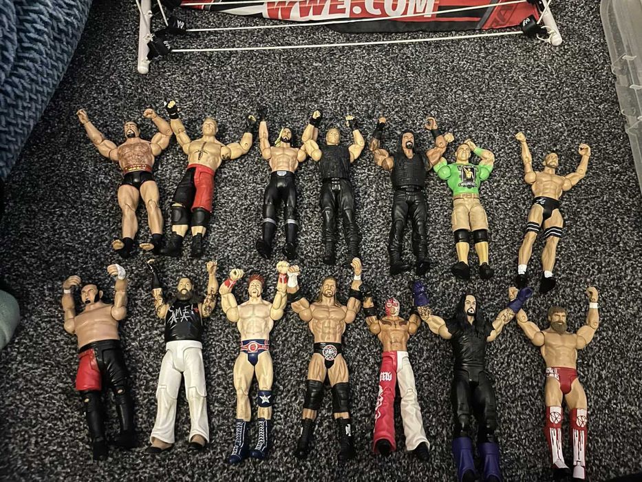 WWE фигурки екшън фигури action figures wrestling разпродажба колекция