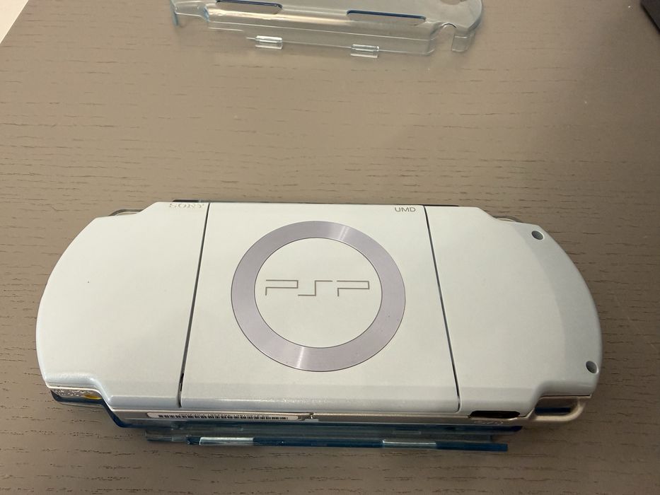 PSP 2000 Felicia Blue Modat