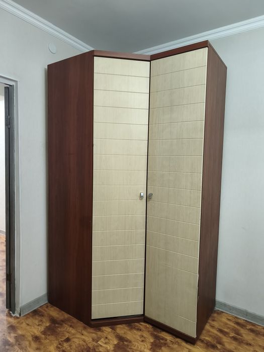 Продам спальный гарнитур