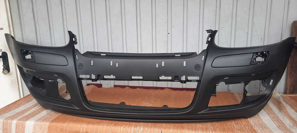 Bara fata VW Golf 5 model GTI fara grile - OUTLET