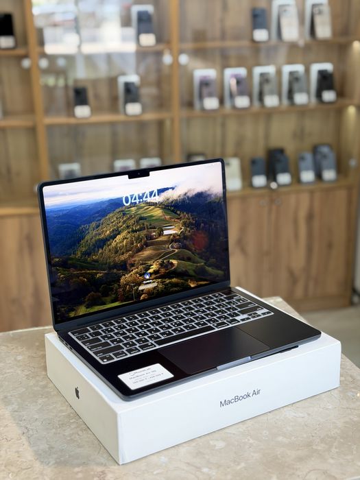MacBook Air M2 / PhoneLab