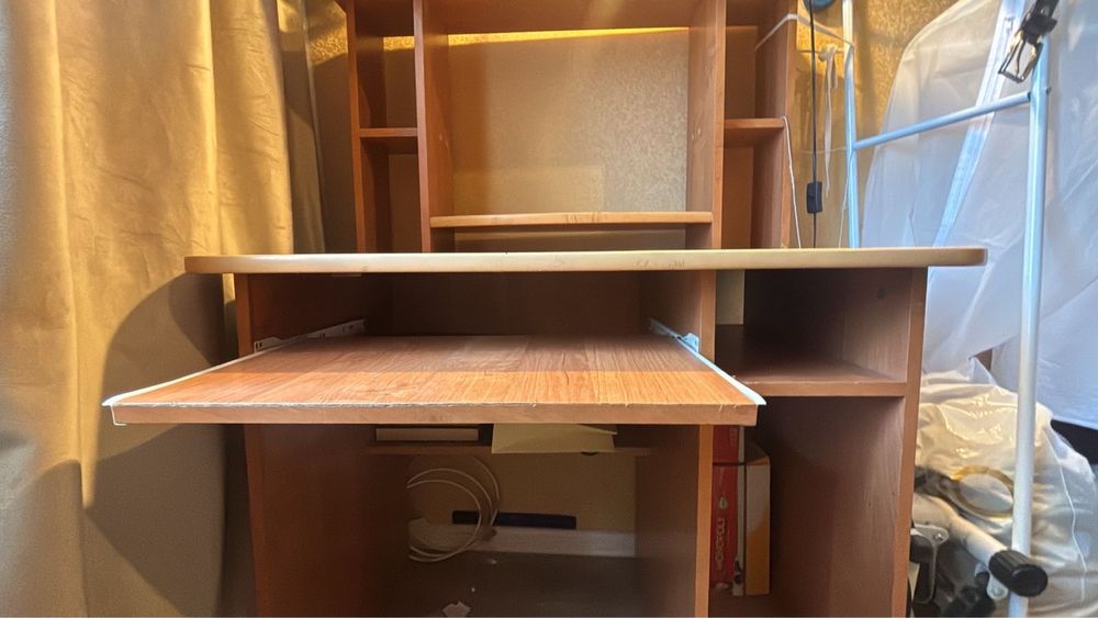 Стол компьютерный , письменый