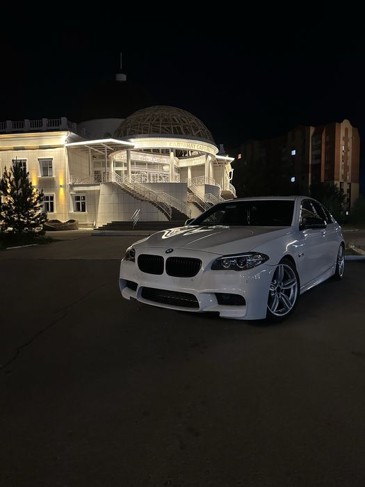 BMW 5 серии f10 2016 г