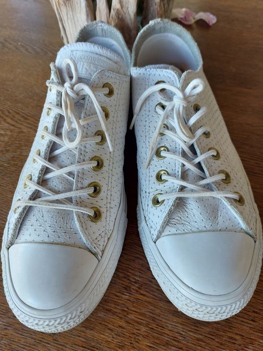 Естествена кожа летни