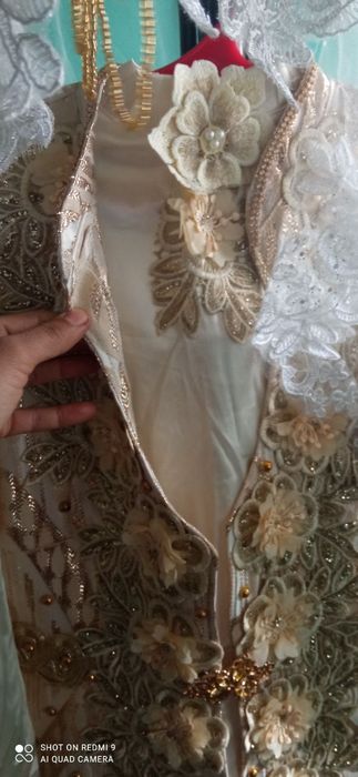 Kelinlar uchun zamonaviy salom libosi