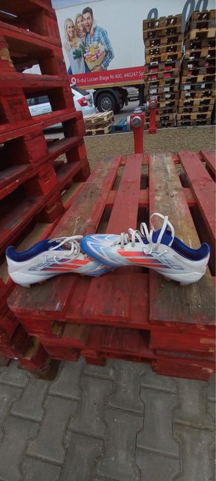Ghete de fotbal Adidas F50