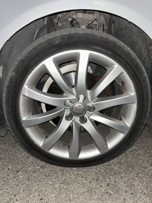 Джанти с гуми audi a4 2013 размер18