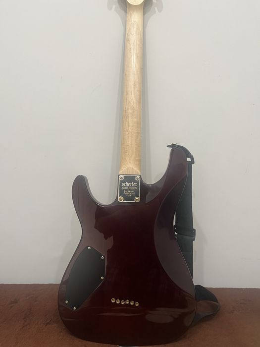 Продам Schecter Omen Extreme 6