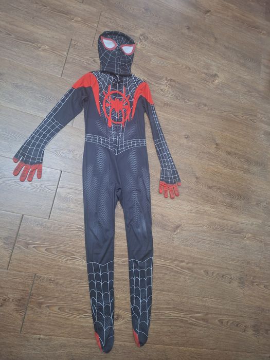 Продается костюм Человека Паука
