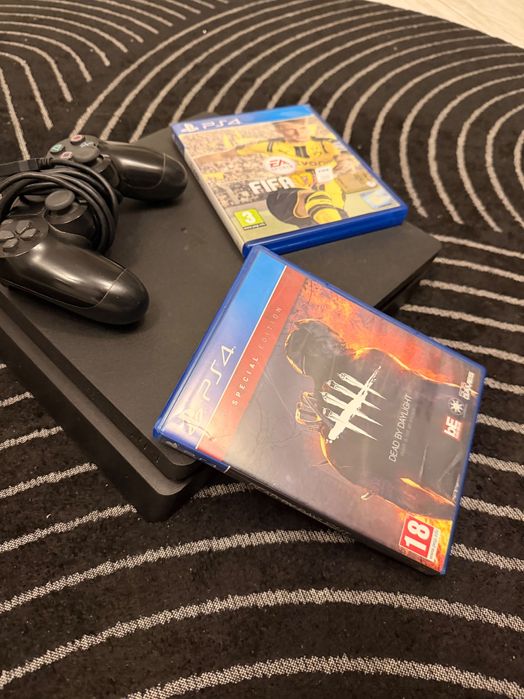 PlayStation 4 - 500GB