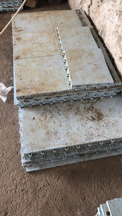 PVC modulare/dale  30×30 cm – 300 bucăți