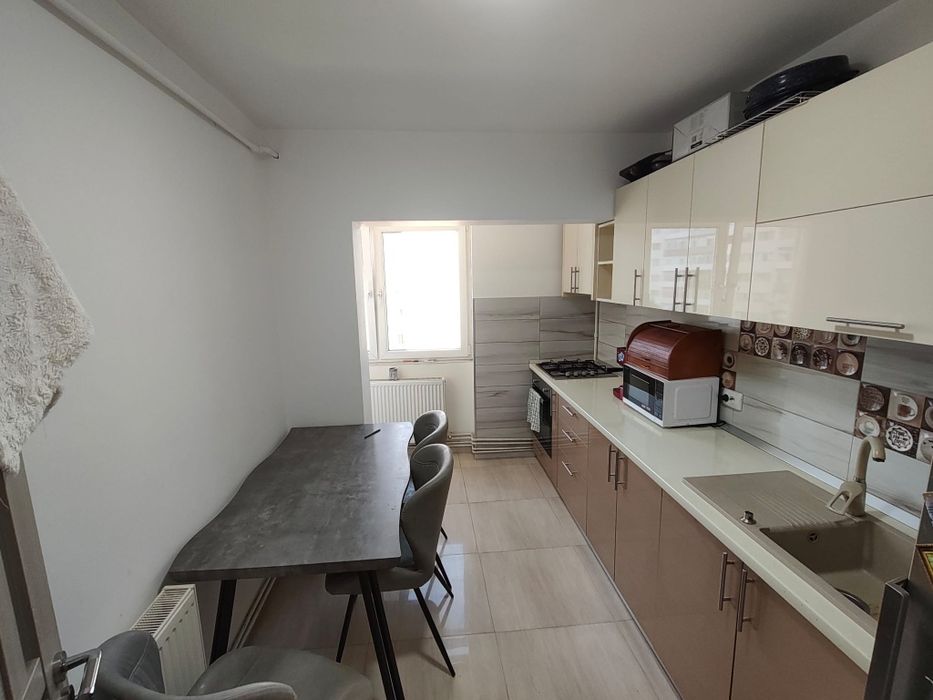 Apartamnet 3 camere decomandat micro 6