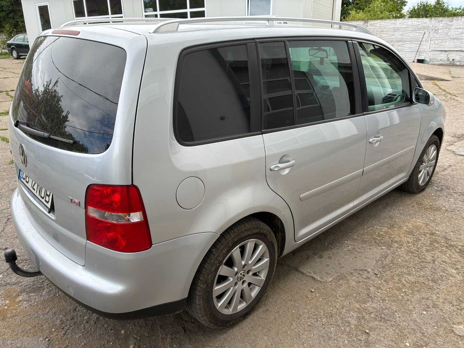 VOLKSWAGEN Touran 2003 — imagine 4