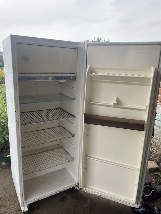 Продам холодильник. 15000