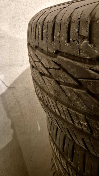 Гуми land cruser 120